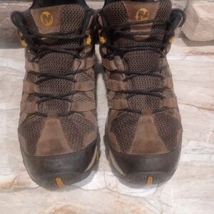 Merrell Brown and Black Athletic Shoes